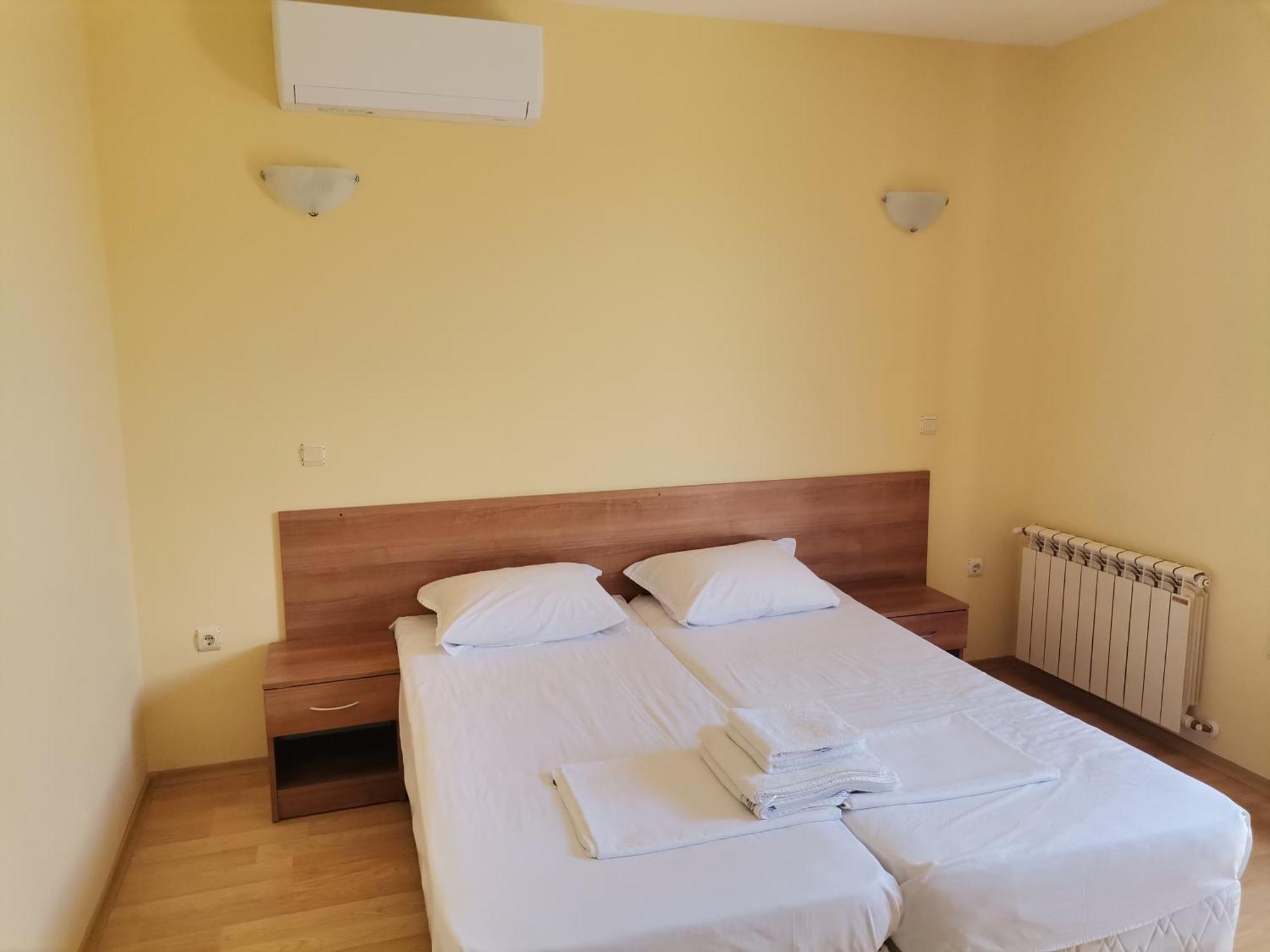 Villa B&B Varna Exteriör bild