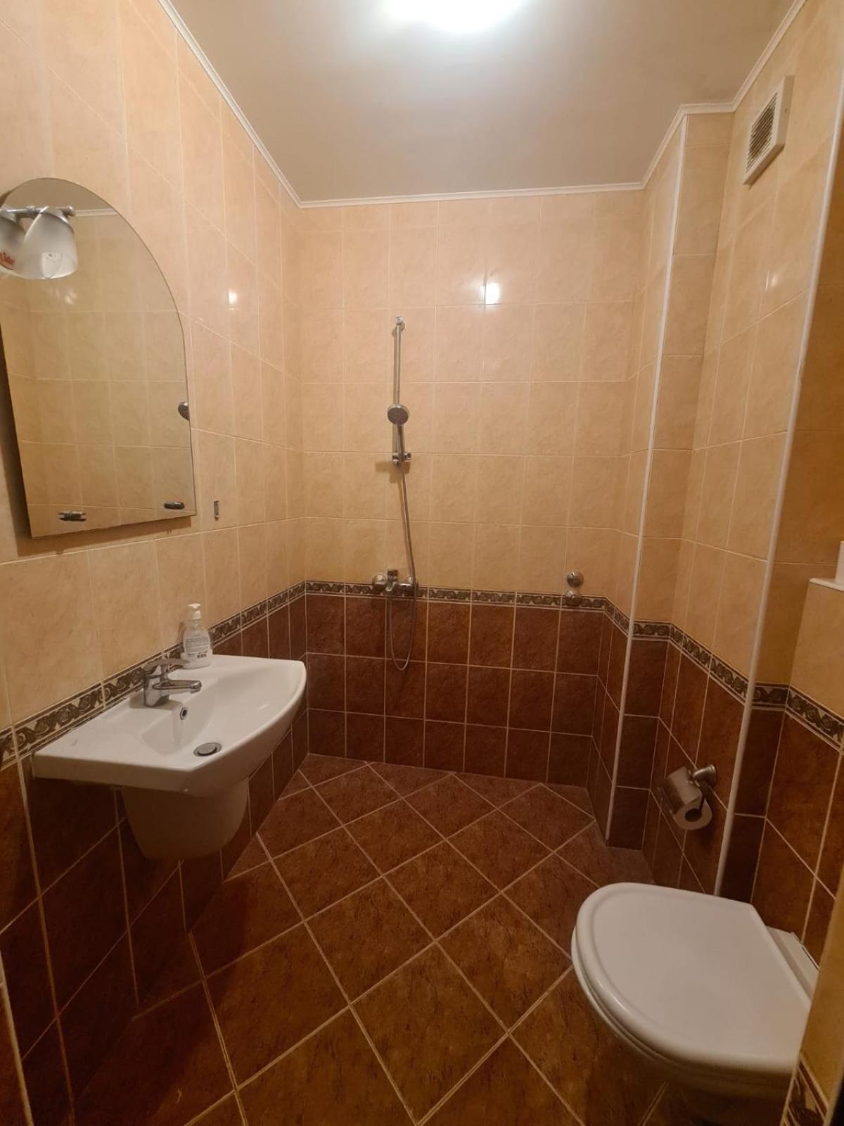 Villa B&B Varna Exteriör bild