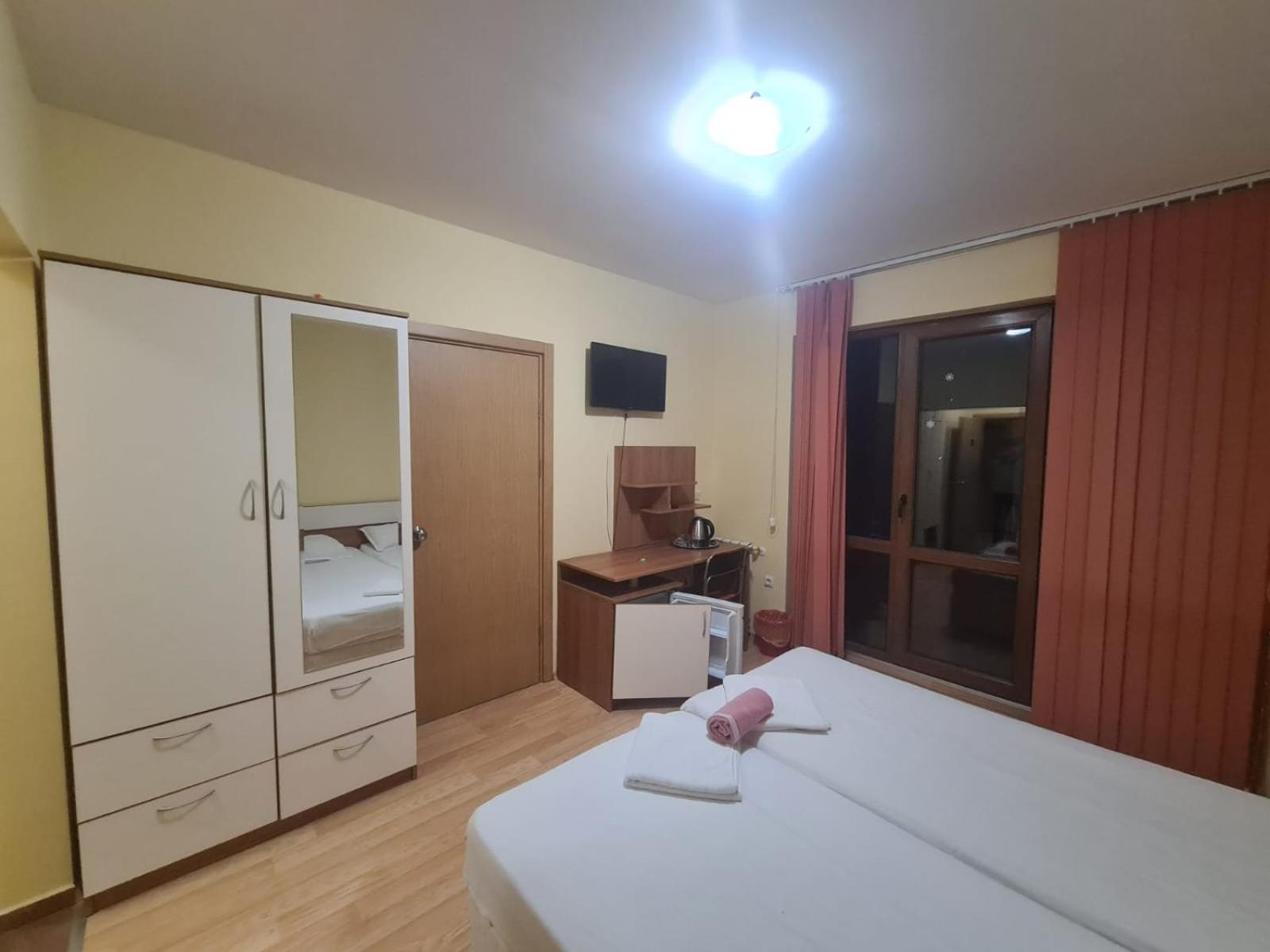 Villa B&B Varna Exteriör bild