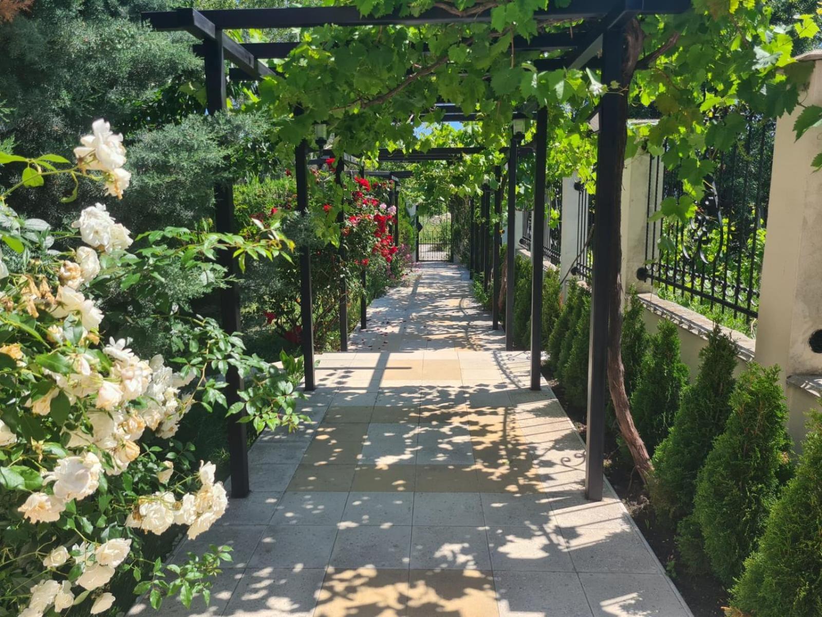 Villa B&B Varna Exteriör bild